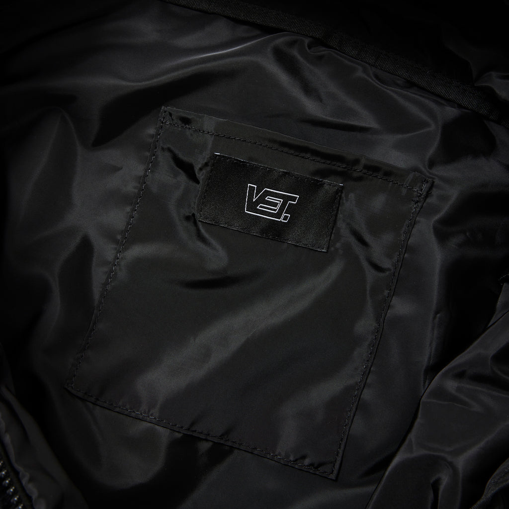 VET. NYLON SHOULDER BAG