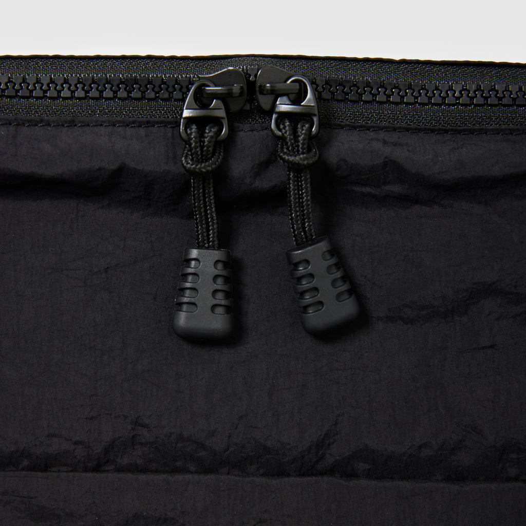 VET. NYLON SHOULDER BAG