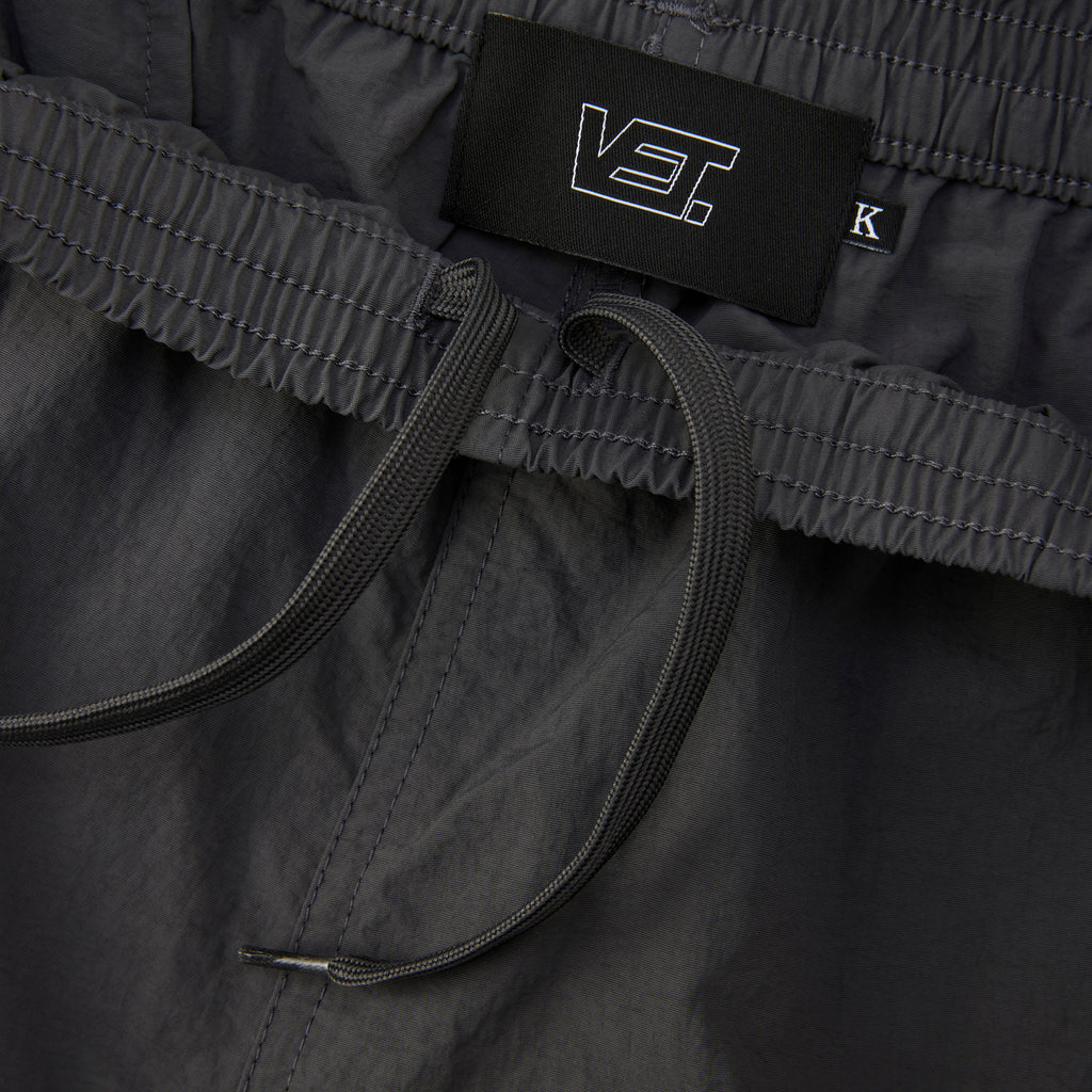 THE VET. NYLON SHORTS