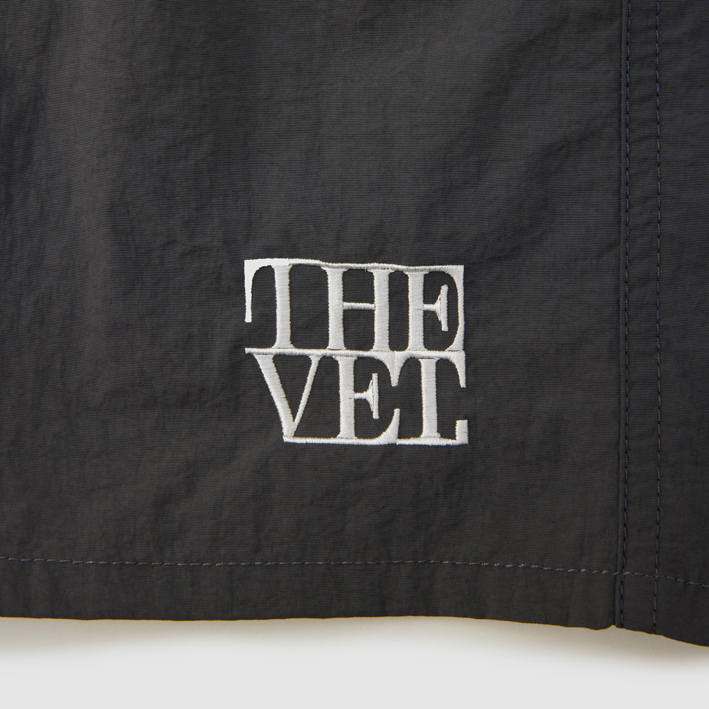 THE VET. NYLON SHORTS