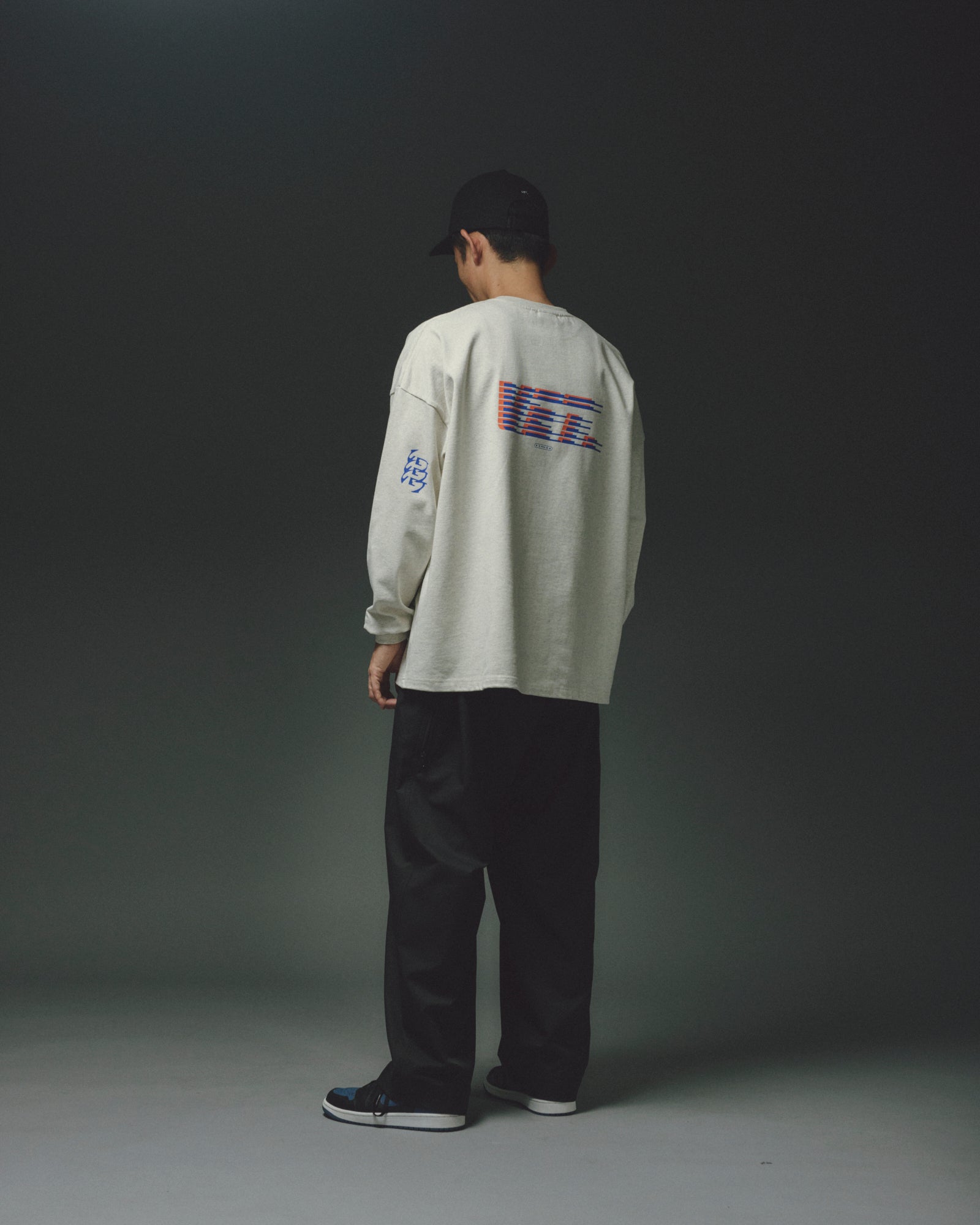 FIGHT L/S TEE