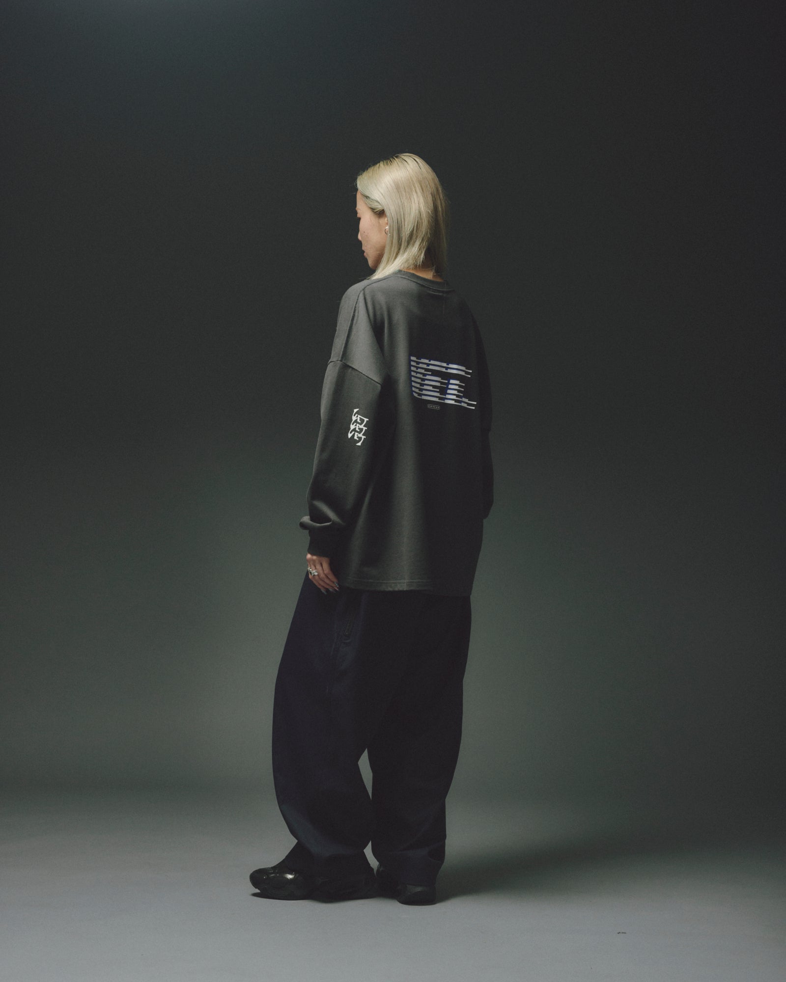 FIGHT L/S TEE