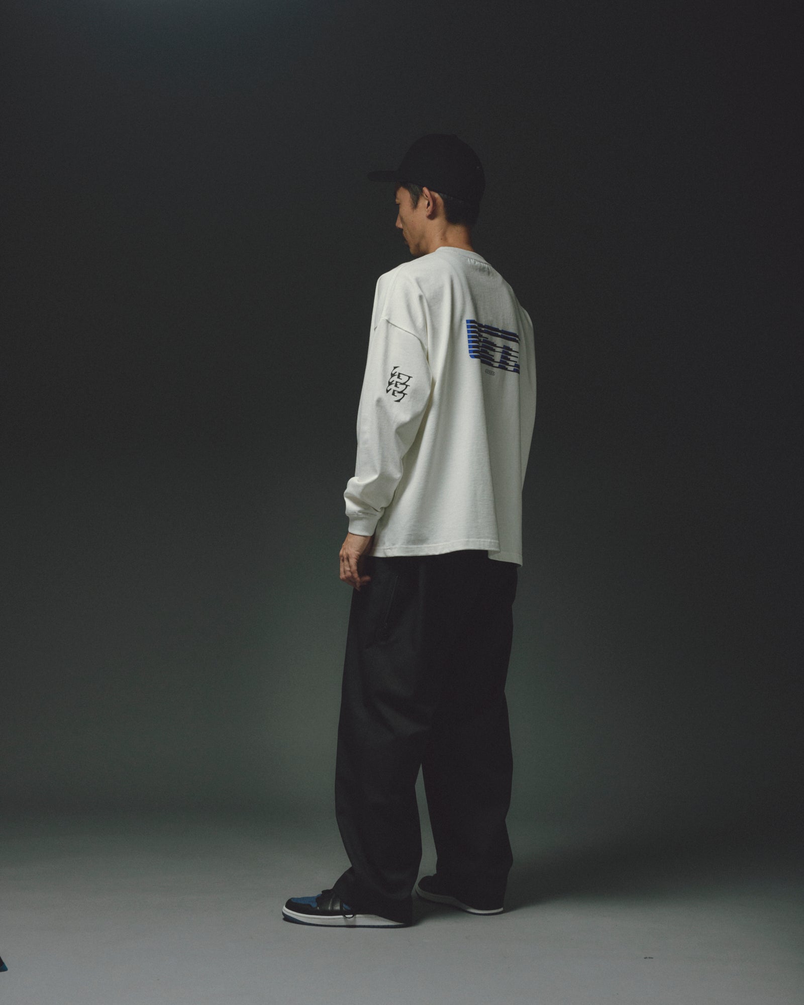 FIGHT L/S TEE