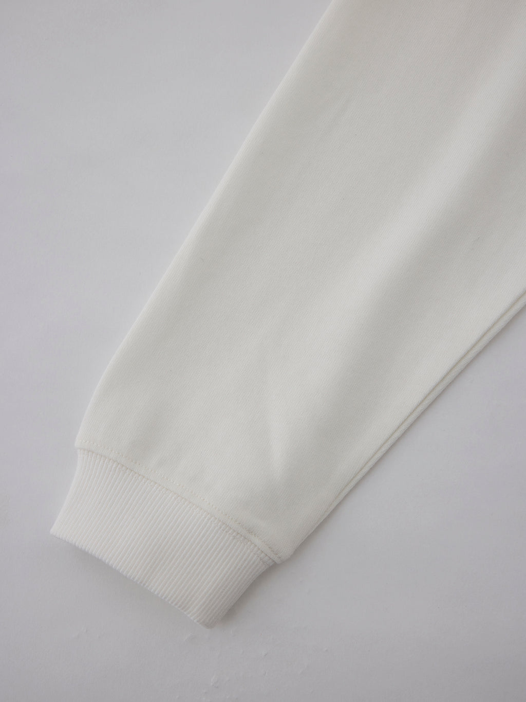 V WALK L/S TEE