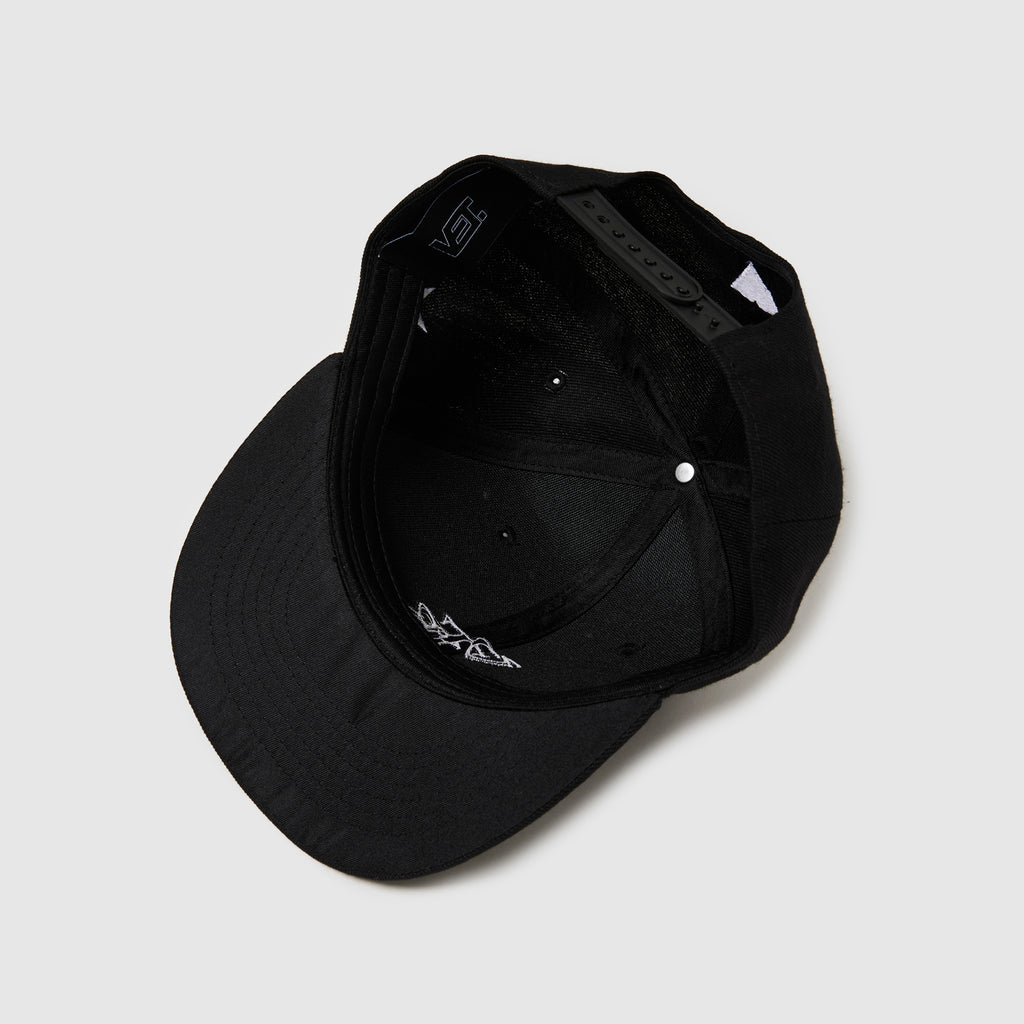 BASE BALL CAP