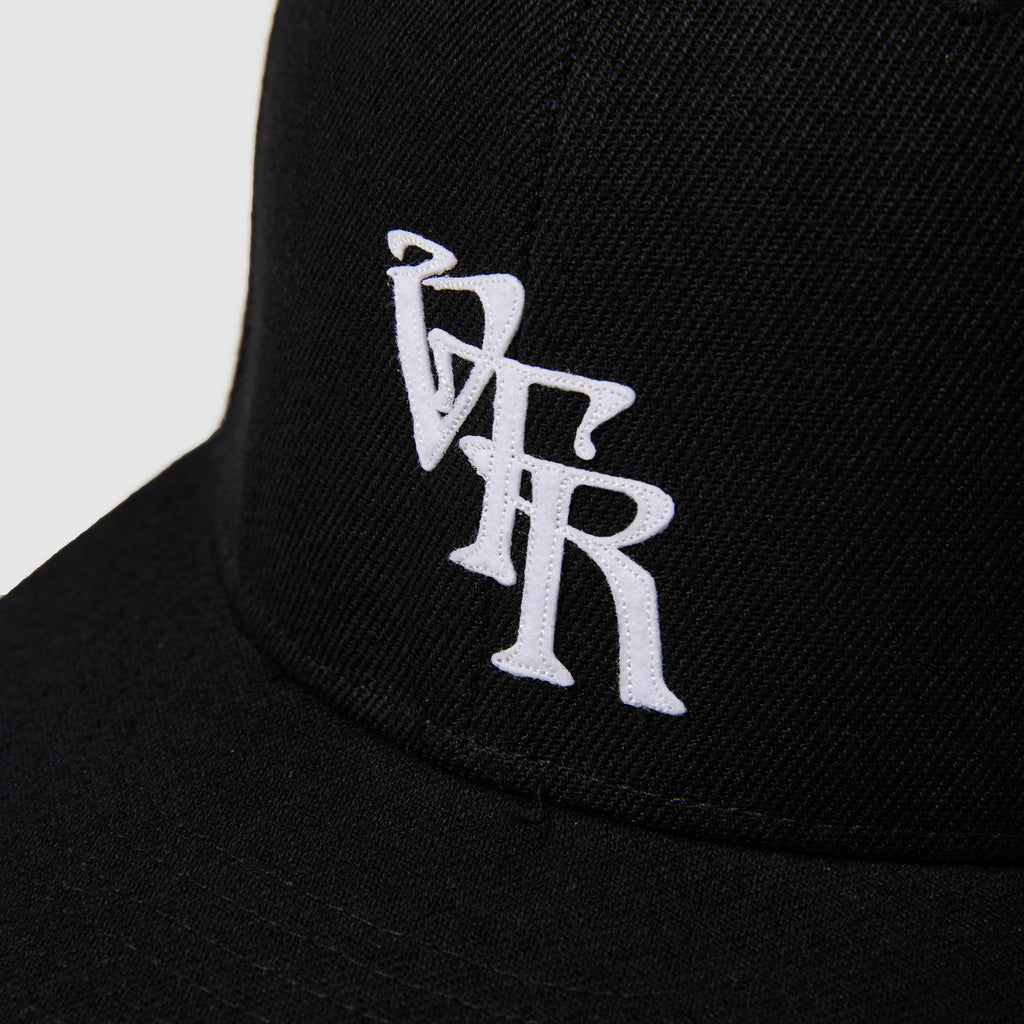 BASE BALL CAP