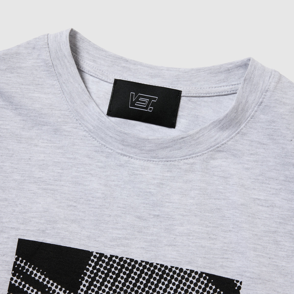 V INTERSECT S/S TEE by blankt
