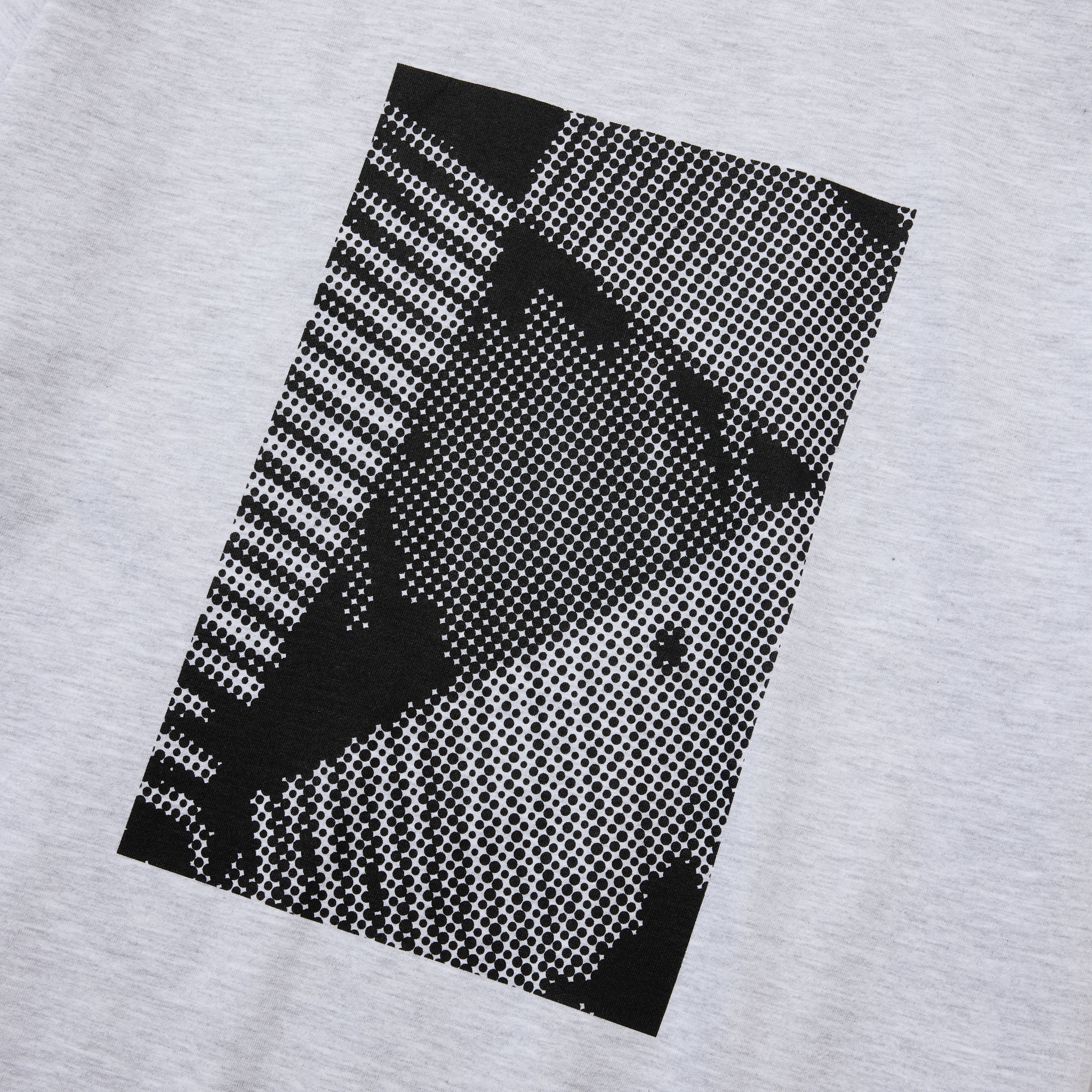 V INTERSECT S/S TEE by blankt