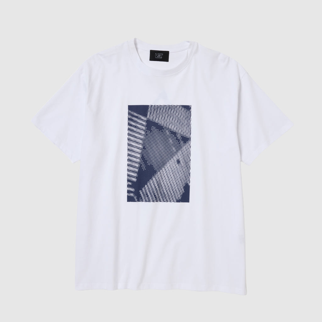 V INTERSECT S/S TEE by blankt