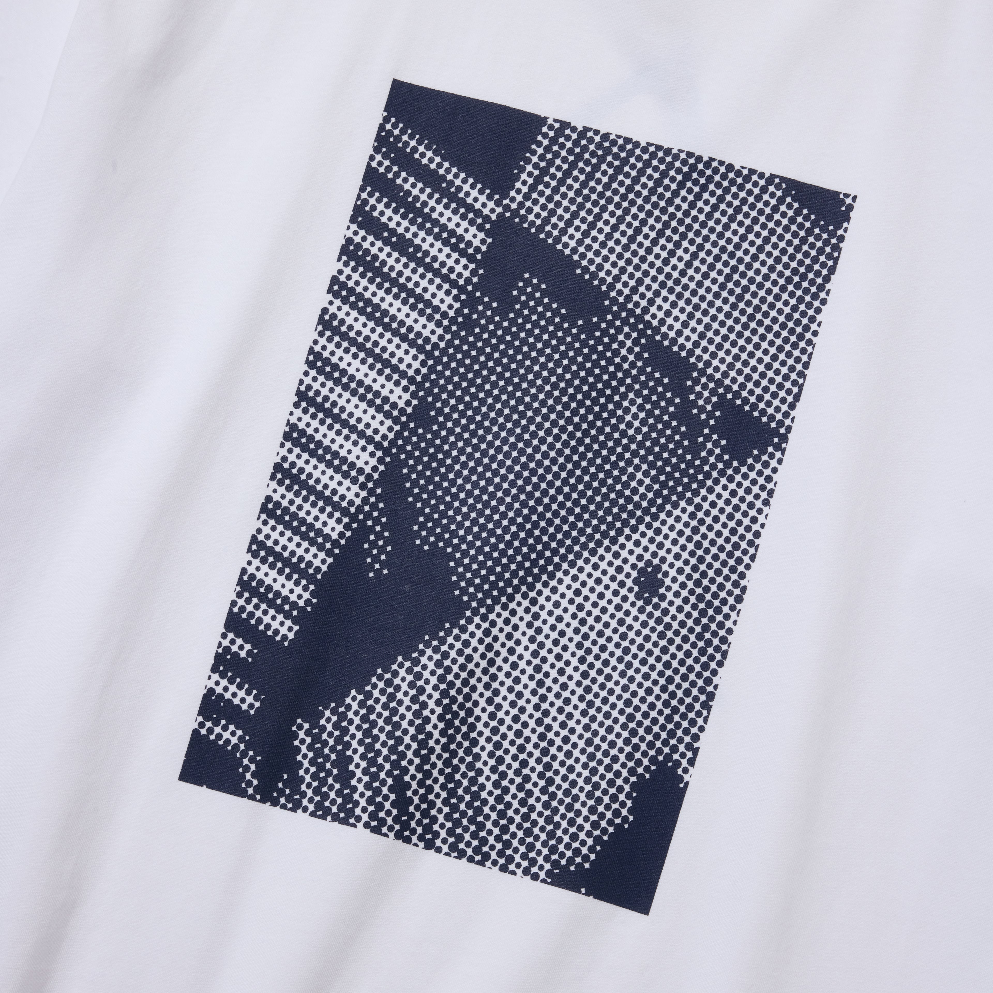 V INTERSECT S/S TEE by blankt