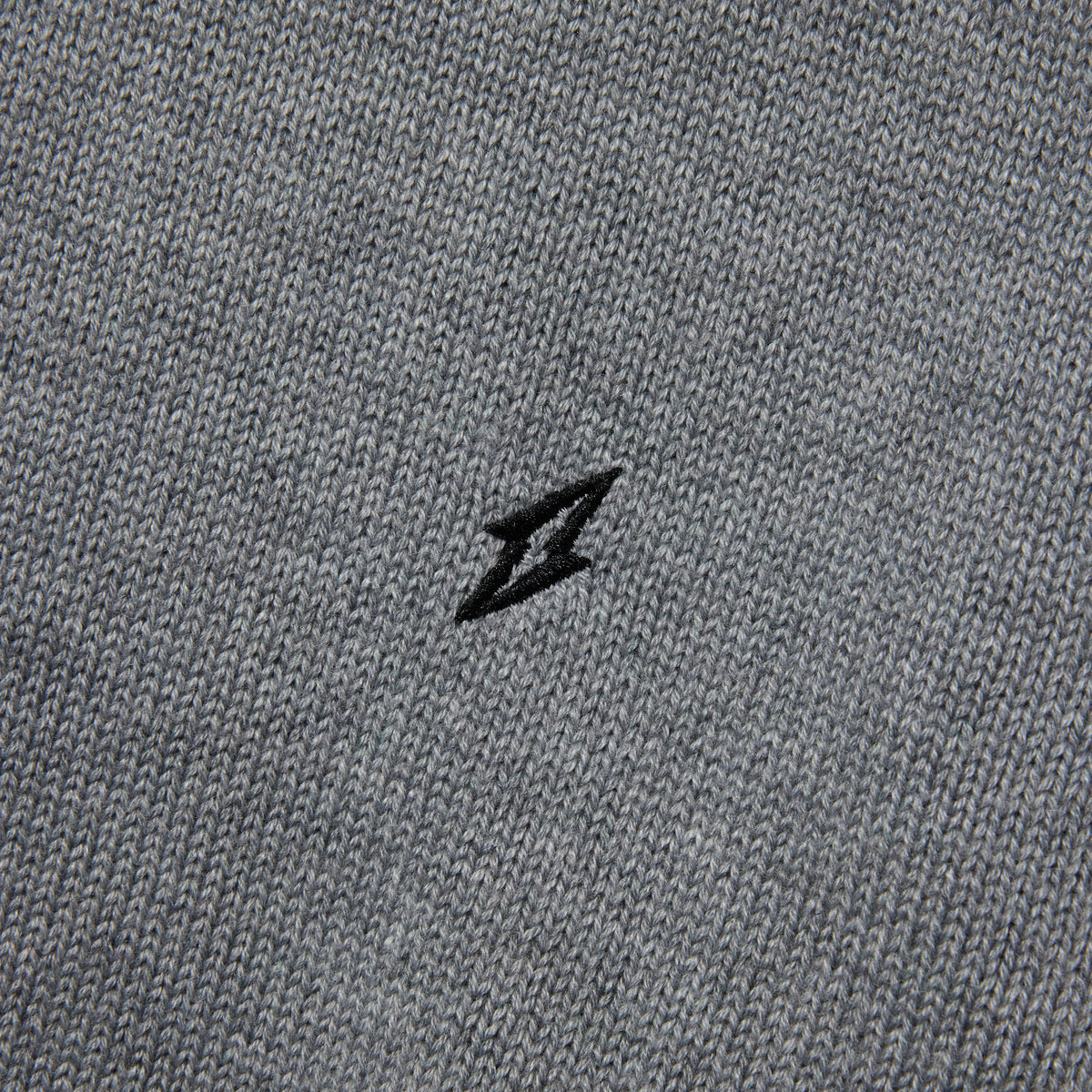 POINT V CREW NECK KNIT