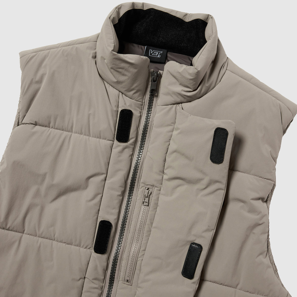 POINT V THERMOLITE STAND NECK VEST